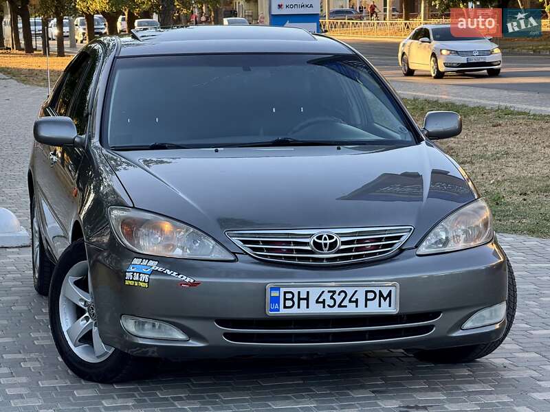 Седан Toyota Camry 2002 в Одесі