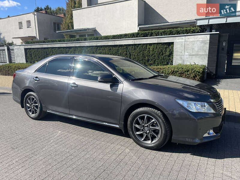 Toyota Camry 2013