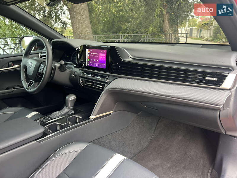 Седан Toyota Camry 2024 в Киеве фото 37 Седан Toyota Camry 2024 в Киеве