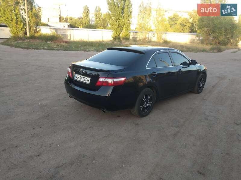 Седан Toyota Camry 2007 в Каменском