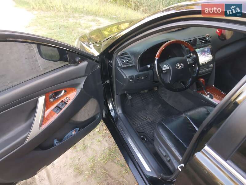 Седан Toyota Camry 2007 в Каменском