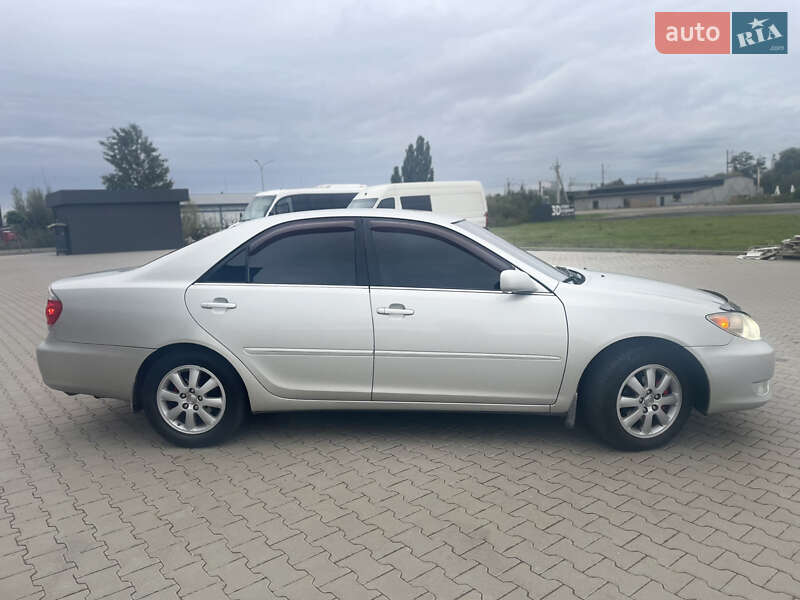 Седан Toyota Camry 2004 в Ковелі
