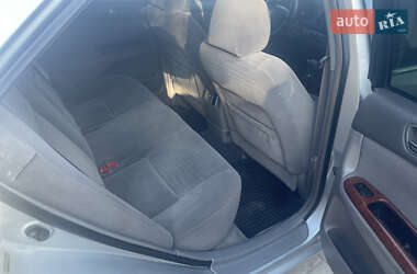 Седан Toyota Camry 2004 в 