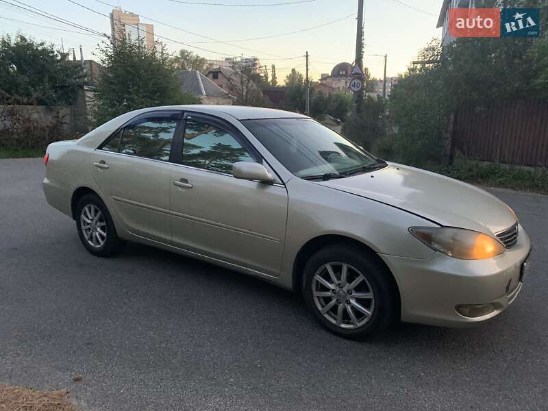 Седан Toyota Camry 2004 в Киеве фото 2 Седан Toyota Camry 2004 в Киеве