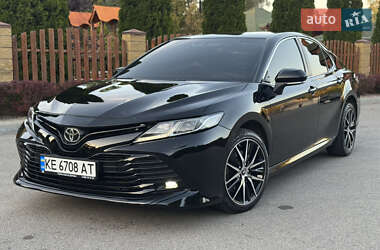 Седан Toyota Camry 2020 в Дніпрі