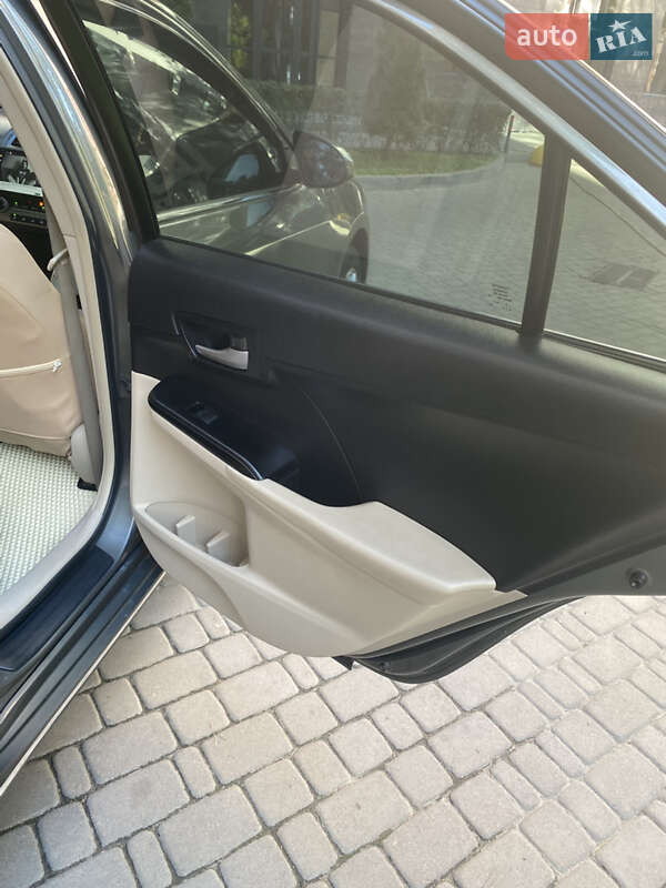 Седан Toyota Camry 2014 в Броварах