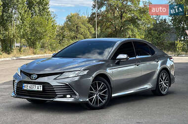 Седан Toyota Camry 2021 в Днепре