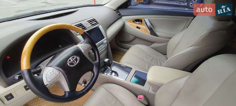Седан Toyota Camry 2007 в Києві