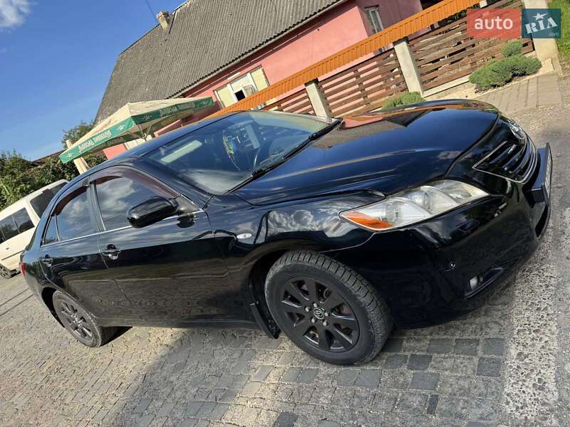 Седан Toyota Camry 2007 в Ильнице