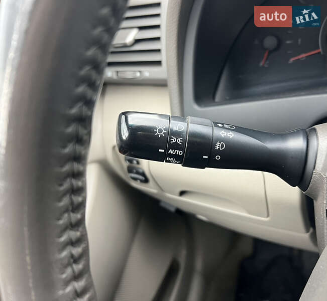 Седан Toyota Camry 2011 в Харкові