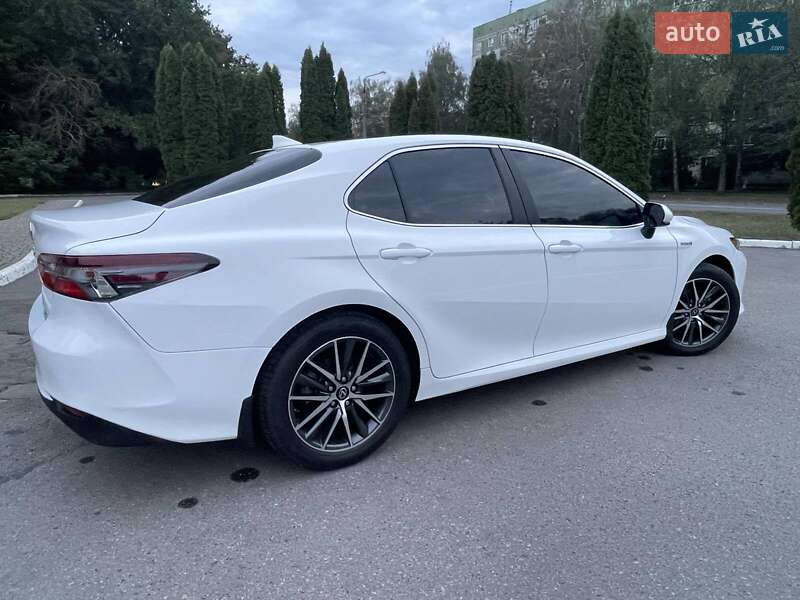 Седан Toyota Camry 2021 в Полтаві