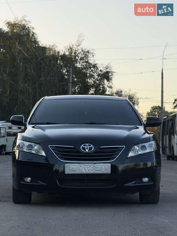 Седан Toyota Camry 2008 в Черкасах