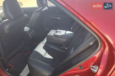 Седан Toyota Camry 2016 в 