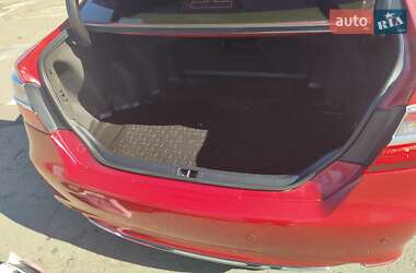 Седан Toyota Camry 2016 в 