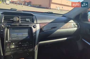 Седан Toyota Camry 2016 в 