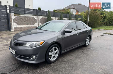 Седан Toyota Camry 2014 в Білій Церкві