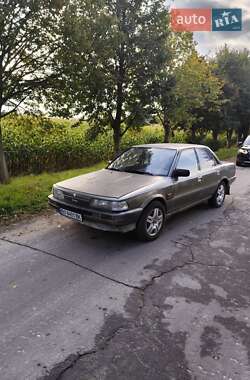 Седан Toyota Camry 1989 в Заре