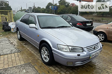 Седан Toyota Camry 1997 в Одессе