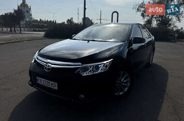 Седан Toyota Camry 2017 в Кривом Роге