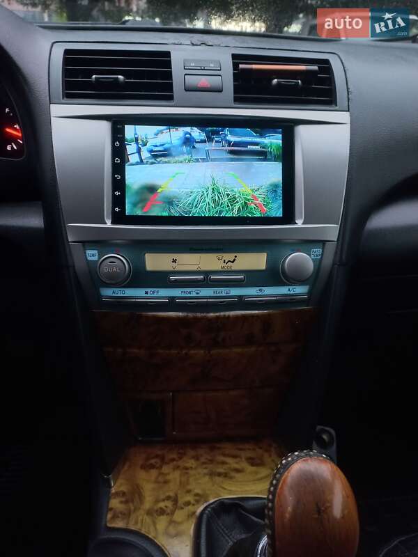 Седан Toyota Camry 2007 в Львові