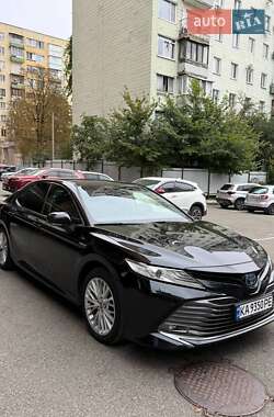 Седан Toyota Camry 2020 в 