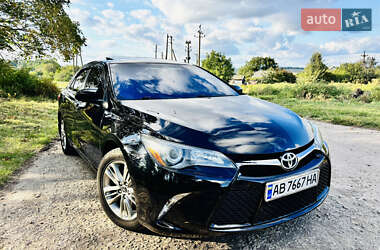 Седан Toyota Camry 2015 в Гайсину