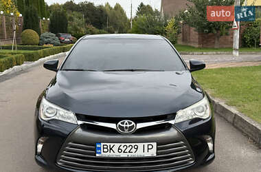 Toyota Camry 2016