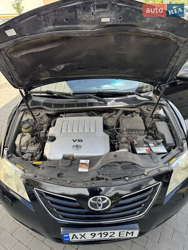 Седан Toyota Camry 2007 в Луцьку