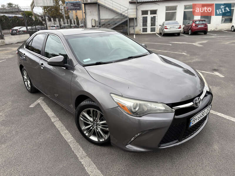 Седан Toyota Camry 2016 в Одесі
