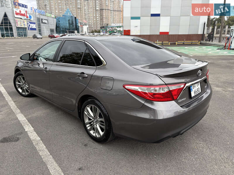 Седан Toyota Camry 2016 в Одесі