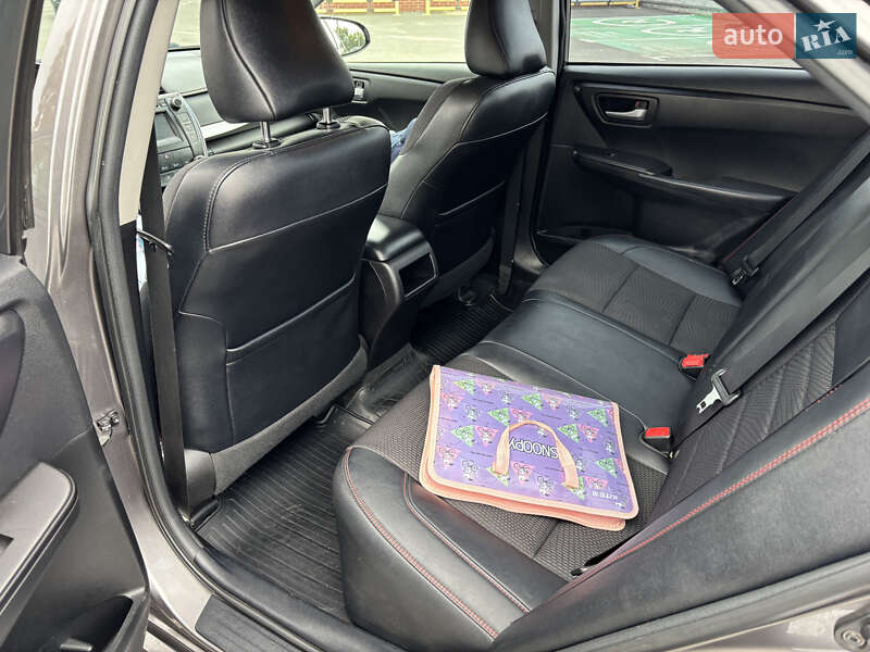 Седан Toyota Camry 2016 в Одесі