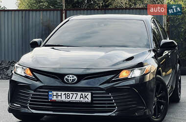 Седан Toyota Camry 2021 в 