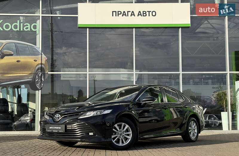 Toyota Camry 2018