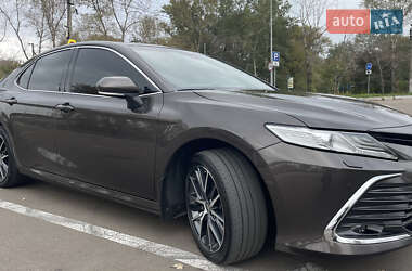 Седан Toyota Camry 2021 в Києві