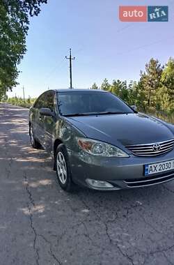 Седан Toyota Camry 2004 в Харкові