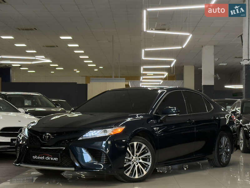 Toyota Camry 2018
