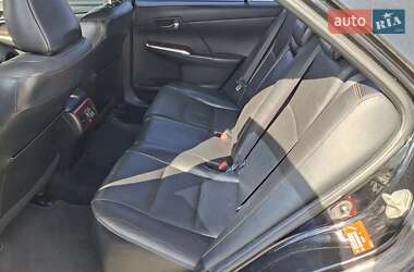 Седан Toyota Camry 2011 в Днепре