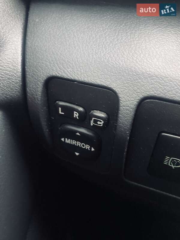 Седан Toyota Camry 2008 в Киеве