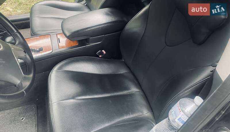 Седан Toyota Camry 2008 в Киеве