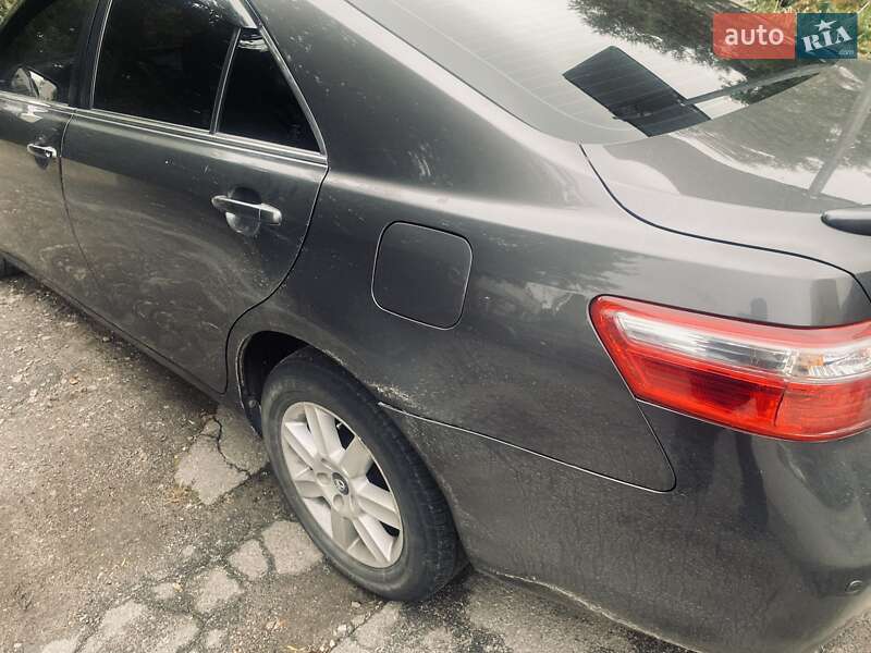 Седан Toyota Camry 2008 в Киеве