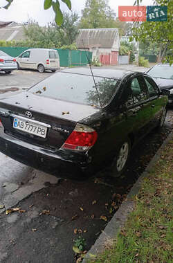 Седан Toyota Camry 2005 в 