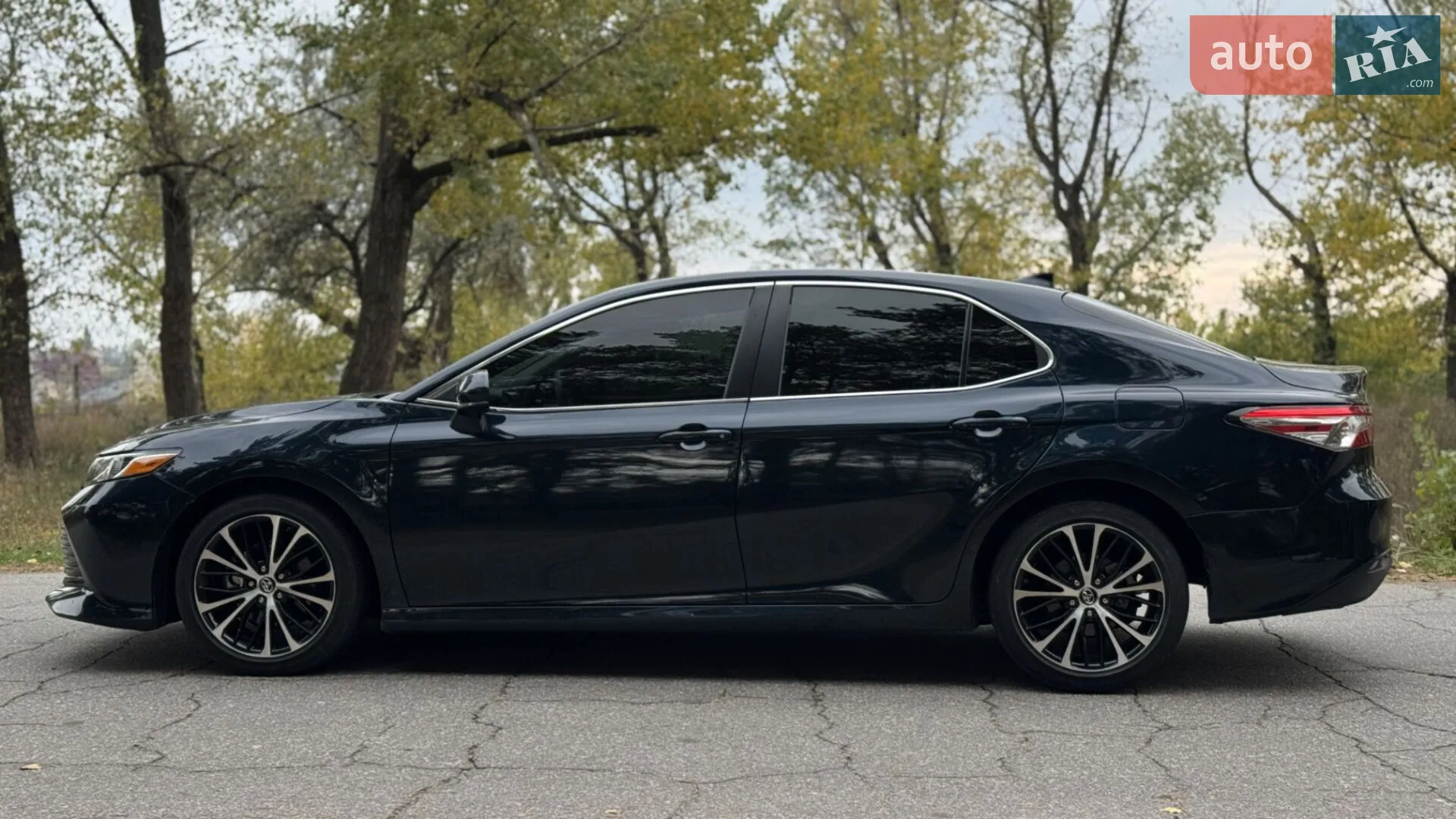 2019 Toyota Camry - мініатюра 14