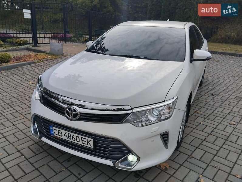 Седан Toyota Camry 2014 в Прилуках фото Седан Toyota Camry 2014 в Прилуках