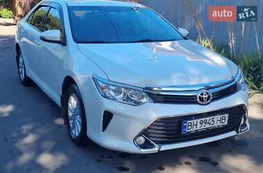 Седан Toyota Camry 2016 в Одессе