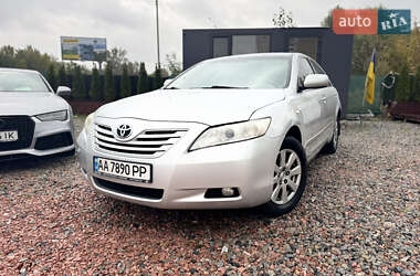 Седан Toyota Camry 2008 в Києві