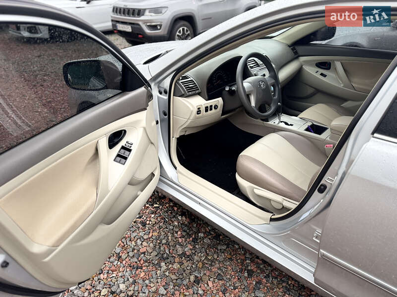 Седан Toyota Camry 2008 в Киеве фото 8 Седан Toyota Camry 2008 в Киеве