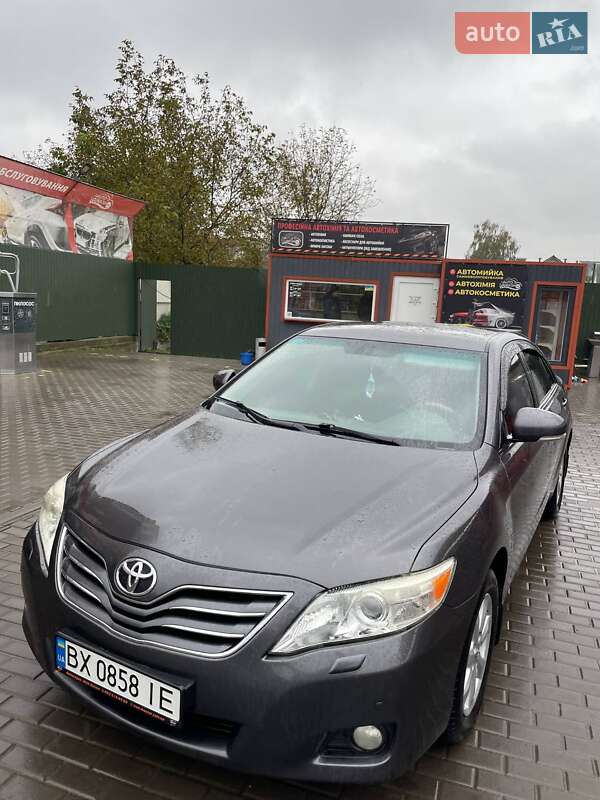 Седан Toyota Camry 2010 в Полонном фото 3 Седан Toyota Camry 2010 в Полонном