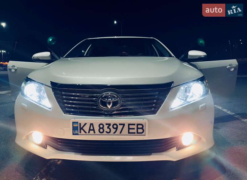 Toyota Camry 2011