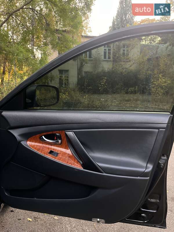 Седан Toyota Camry 2007 в Краматорську фото 11 Седан Toyota Camry 2007 в Краматорську
