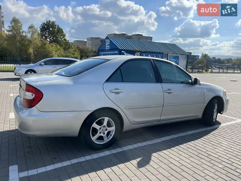 Toyota Camry 2002